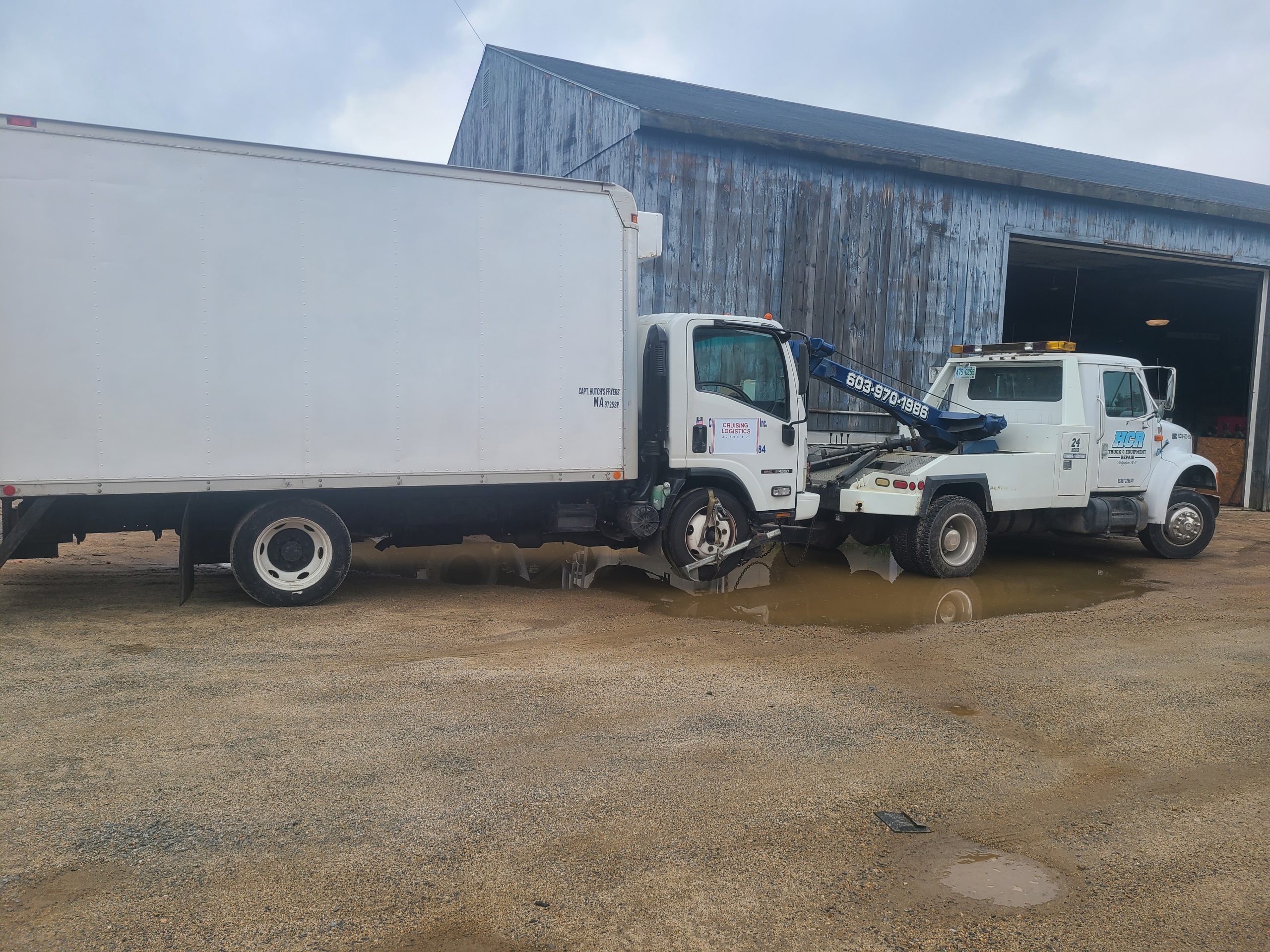 HCR towing box truck